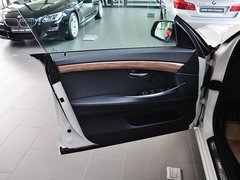 2014款 535i 3.0T AT 设计套装型