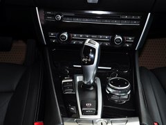 2014款 535i 3.0T AT 设计套装型