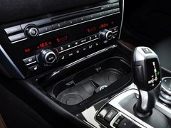 2014款 535i 3.0T AT 设计套装型