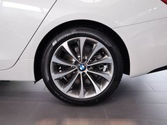 2014款 535i 3.0T AT 设计套装型