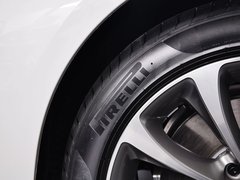 2014款 535i 3.0T AT 设计套装型