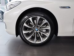 2014款 535i 3.0T AT 设计套装型