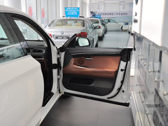 2014款 535i 3.0T AT 领先型