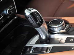 2014款 535i 3.0T AT 领先型