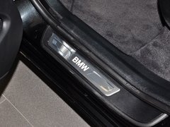 2014款 528i 2.0T AT 设计套装型