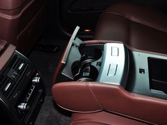 2014款 528i 2.0T AT 设计套装型
