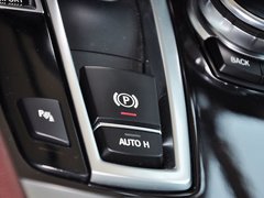 2014款 528i 2.0T AT 设计套装型