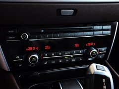 2014款 528i 2.0T AT 设计套装型