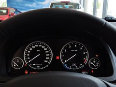 2014款 528i 2.0T AT 设计套装型