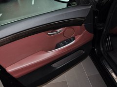 2014款 528i 2.0T AT 设计套装型