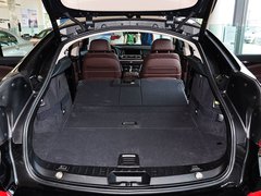 2014款 528i 2.0T AT 设计套装型