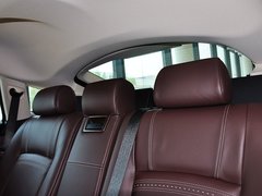 2014款 528i 2.0T AT 设计套装型