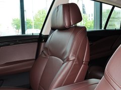 2014款 528i 2.0T AT 设计套装型