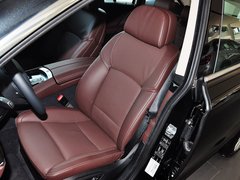 2014款 528i 2.0T AT 设计套装型