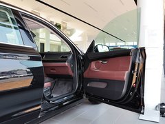 2014款 528i 2.0T AT 设计套装型