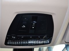 2014款 528i 2.0T AT 设计套装型