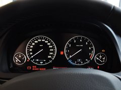 2014款 528i 2.0T AT 设计套装型