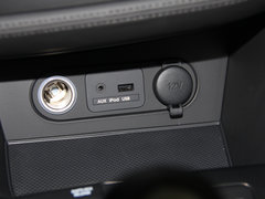 2013款 2.0L AT Hybrid