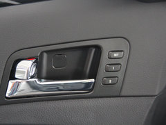2013款 2.0L AT Hybrid