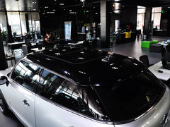 2013款 1.6T AT COOPER ALL4版