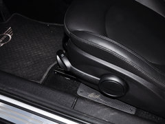2013款 1.6T AT COOPER ALL4版