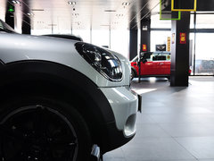 2013款 1.6T AT COOPER ALL4版
