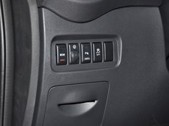2014款 2.5L CVT 四驱豪华版 5座