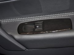 科雷傲（进口） 2014款 2.5L CVT 四驱豪华版 5座