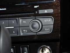 2014款 2.5L CVT 四驱豪华版 5座