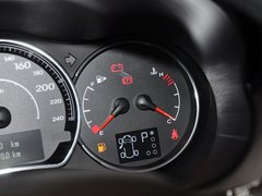 2014款 2.5L CVT 四驱豪华版 5座