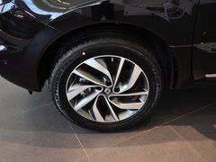 2014款 2.5L CVT 四驱豪华版 5座