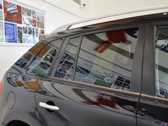 2014款 2.5L CVT 四驱豪华版 5座