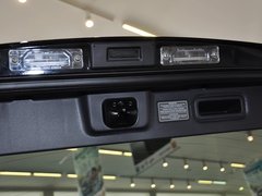 2014款 2.5L CVT 四驱豪华版 5座