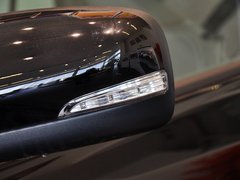 2014款 2.5L CVT 四驱豪华版 5座