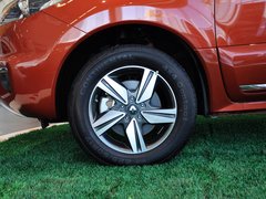 2014款 2.5L CVT 四驱舒适版 5座