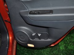 2014款 2.5L CVT 四驱舒适版 5座