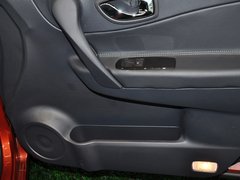 2014款 2.5L CVT 四驱舒适版 5座