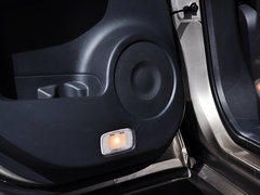 2014款 2.5L CVT 四驱舒适版 5座
