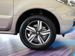 2014款 2.5L CVT 四驱舒适版 5座