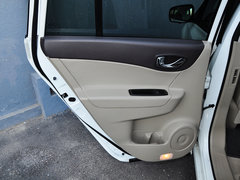 2014款 2.5L CVT 四驱舒适版 5座