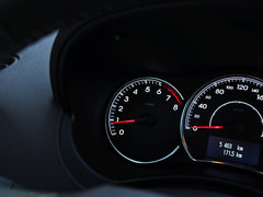 2014款 2.5L CVT 四驱舒适版 5座