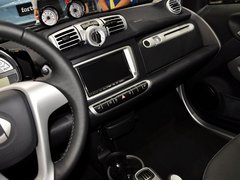 2013款 1.0L AMT 巧克力特别版