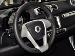 2013款 1.0L AMT 巧克力特别版