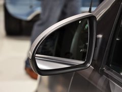 2013款 1.0L AMT 巧克力特别版