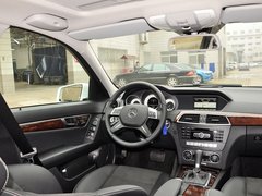 2013款 C260 1.8T AT 优雅型 Grand Edition
