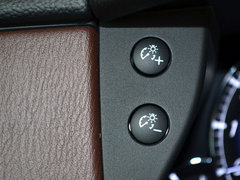 2013款 2.5L 自动 两驱优雅版 5座