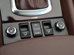 2013款 2.5L 自动 两驱优雅版 5座