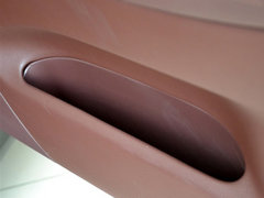 2013款 2.5L 自动 两驱优雅版 5座