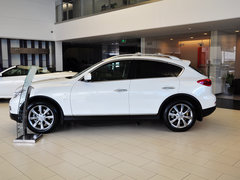 2013款 2.5L 自动 两驱优雅版 5座
