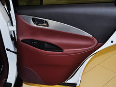 2013款 2.5L 自动 两驱优雅版 5座